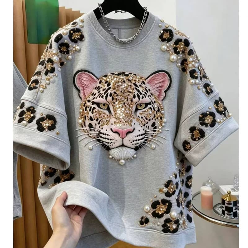 2026 Summer New French Vintage Heavy Beaded Short Sleeve T-Shirt for Women High-End Slim Fit Stylish Top