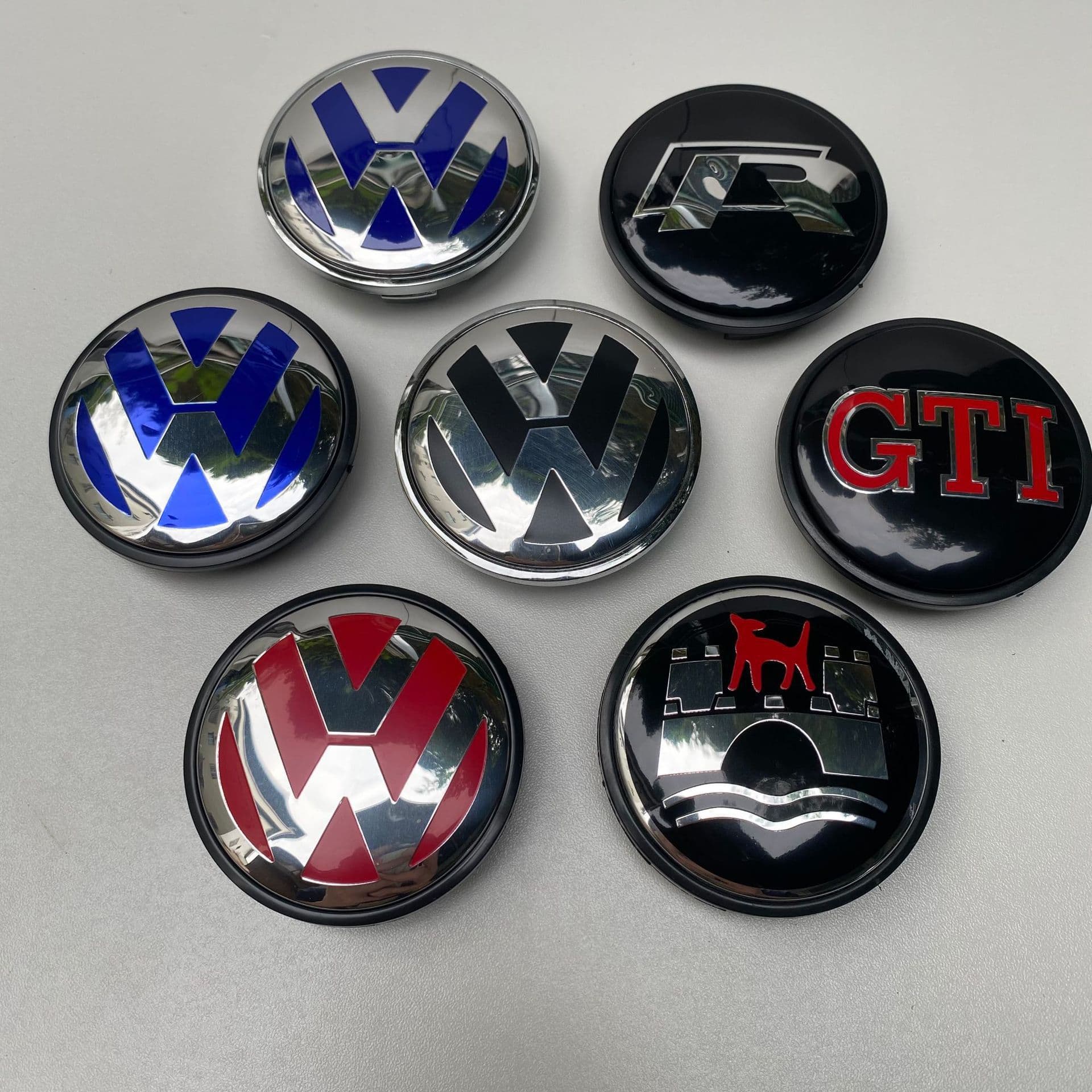 R hub cap GTI wheel hub logo Wolfsburg hub center cover car logo Magotan Touran Sagitar Tiguan hub cap logo