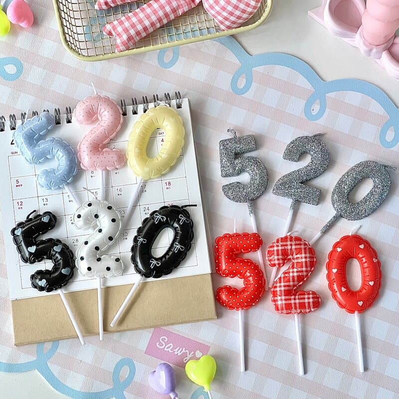 Trendy Valentine's Day Cake Decoration Number Candle Insert for Couples' Confession and Anniversary Celebration