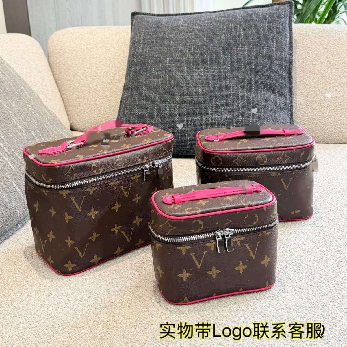 2026 New Donkey Family Series Cosmetic Bag Handheld Storage Bag Painted Shell Bag Fashionable Versatile Crossbody Women's Bag