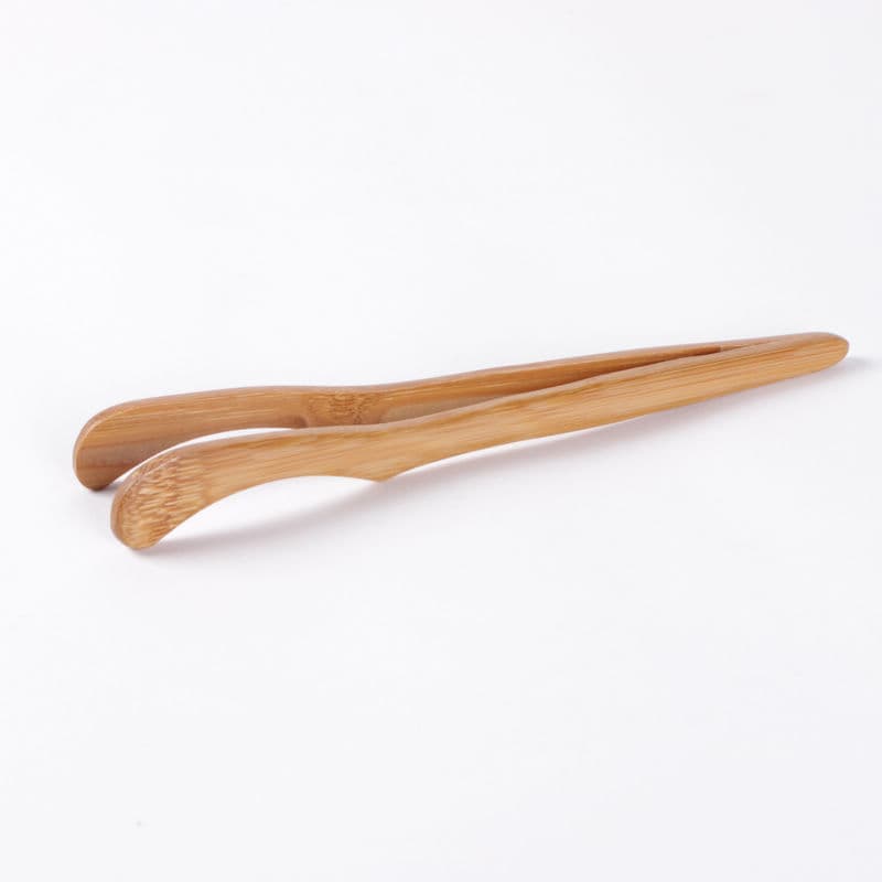 Bamboo tea clips, used to hold tea sets, tea leaves, and teacups; also suitable for holding Gongfu tea sets and cups; a gentleman's tea accessory.