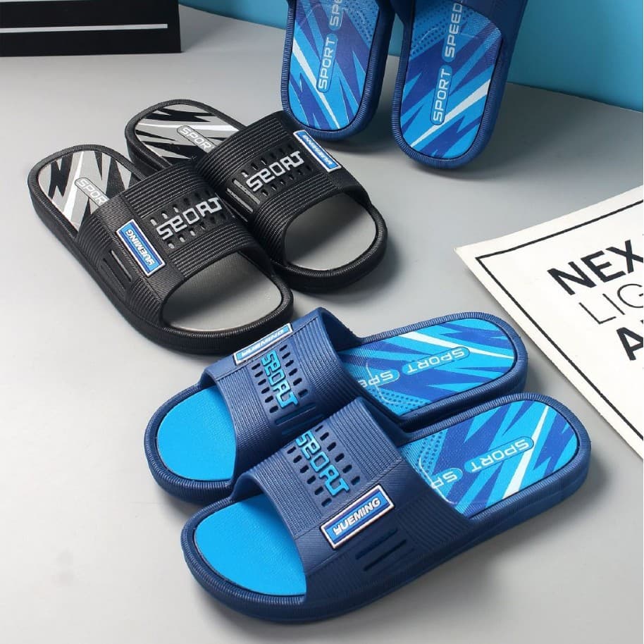 Summer New Two-Tone Men's Fashion PVC Inflatable Bathroom Anti-Slip Durable Slippers Factory Wholesale Men's Slippers (Shipping Not Included)