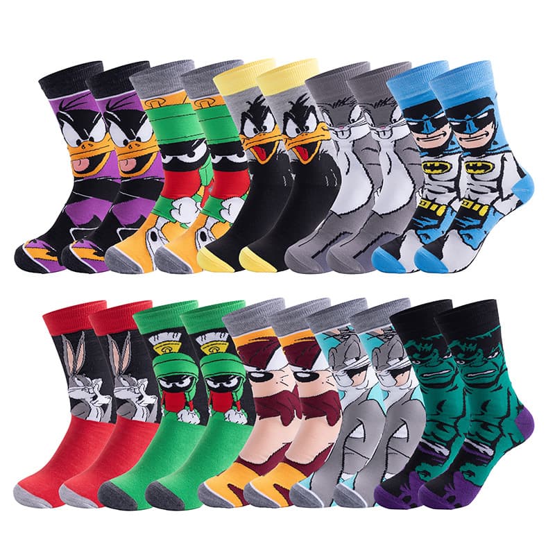 Amazon cross-border sourcing manufacturer mid-calf socks European and American movie anime socks fashion trendy cotton pure manufacturer