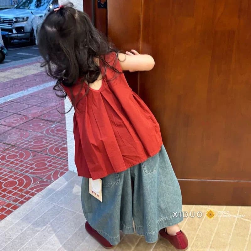 Korean girls sweet baby doll summer little girl fashionable and cute design pleated sleeveless camisole suit