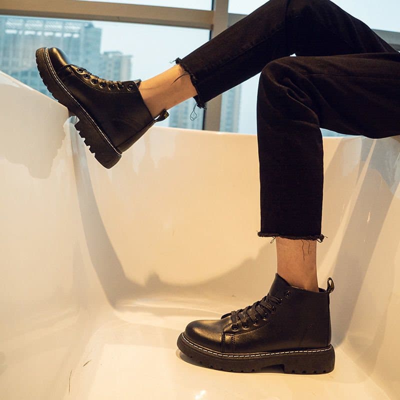 Autumn Summer Martin Boots for Men Mid Top Work Boots High Top British Style Men's Shoes Korean Trendy Breathable Youth Shoes