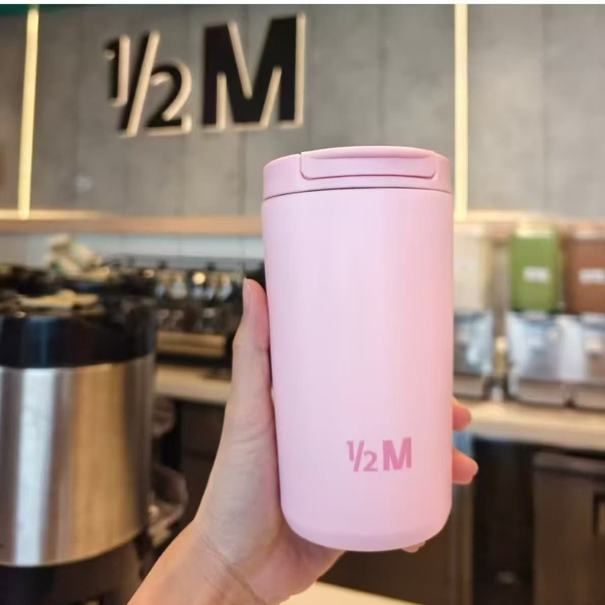 Cross-border 304 Stainless Steel Coffee Cup with Scale, Insulated Tumbler with Straw, Portable Trendy Water Bottle, On-the-Go Cup