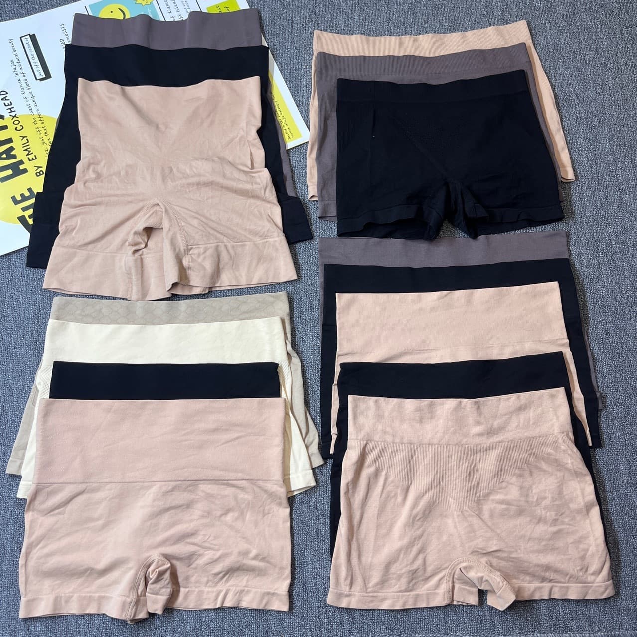 Seamless Leggings High Elasticity Ankle-Length Three-Quarter Pants Slimming Breathable High-Waist Bare-Leg Effect
