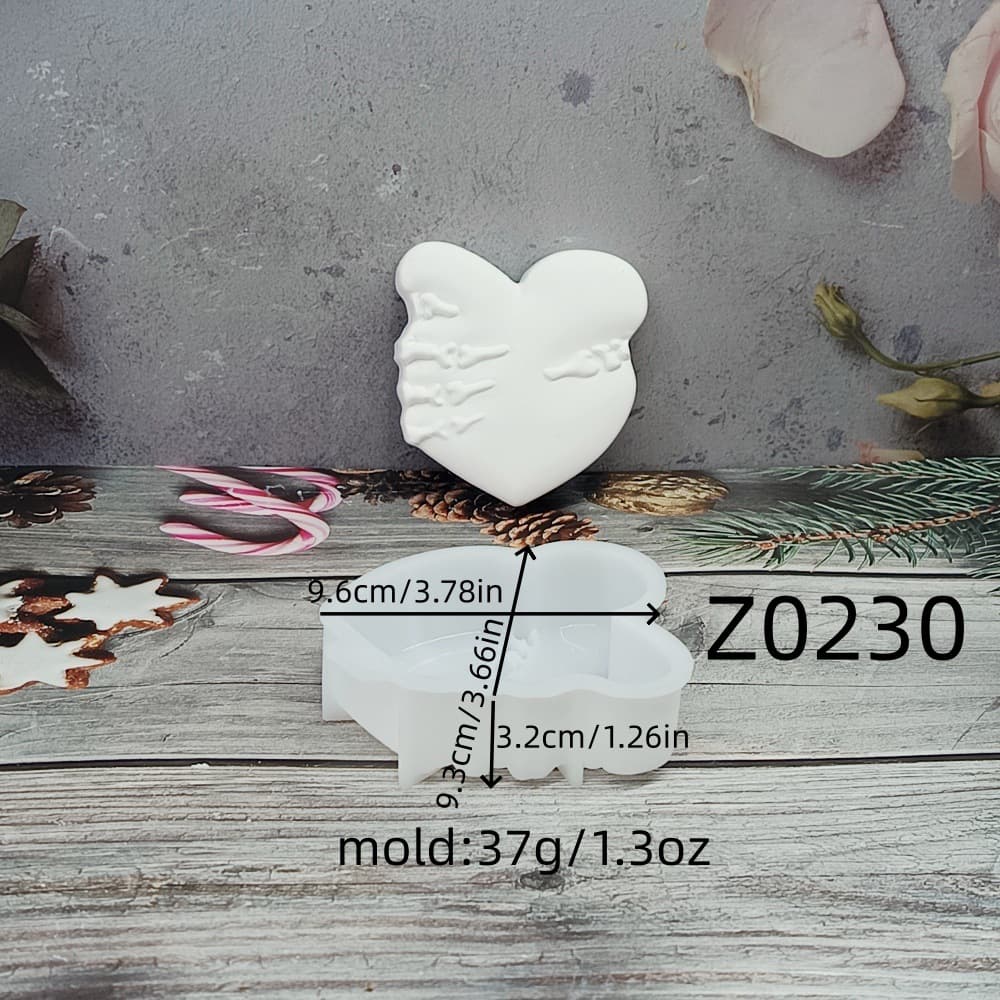 Z0230 Squished Heart Soap Mold Decorative Cement Plaster Mold DIY Silicone Mold