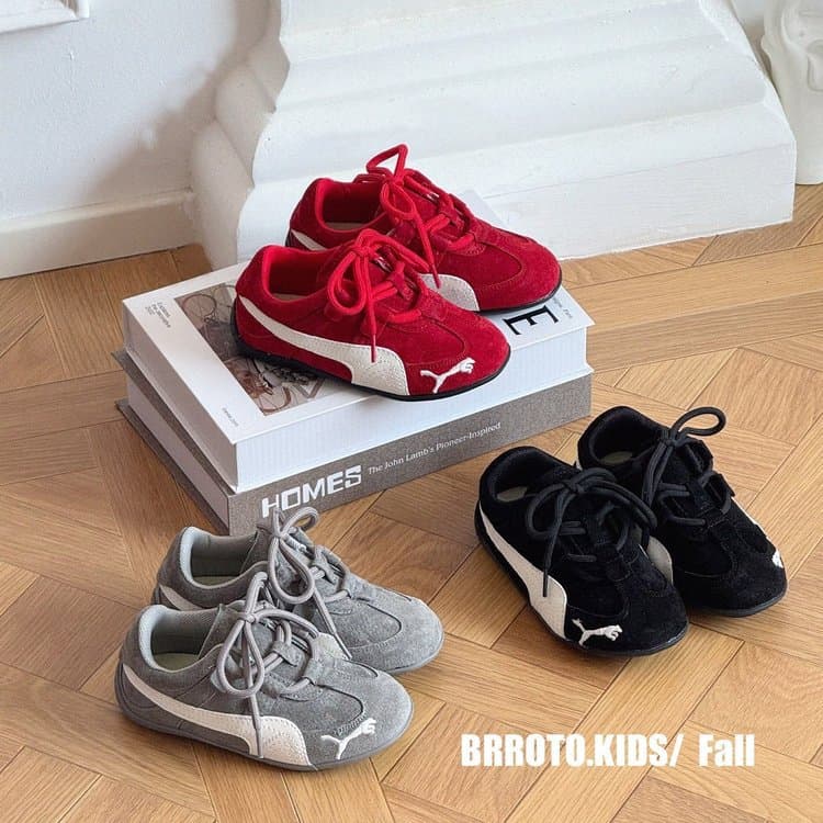 Girls' Shoes 2026 Autumn New Children's Low-Top German Training Shoes Boys' Skateboard Shoes Soft Sole Casual for Big Kids