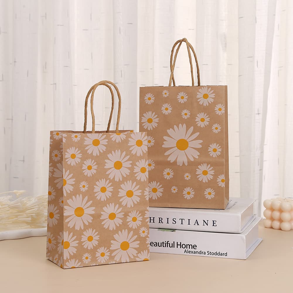 Factory Direct Fashion Holiday Gift Bag Packaging Paper Bag Wholesale Handheld Special Paper Printed Gift Bag