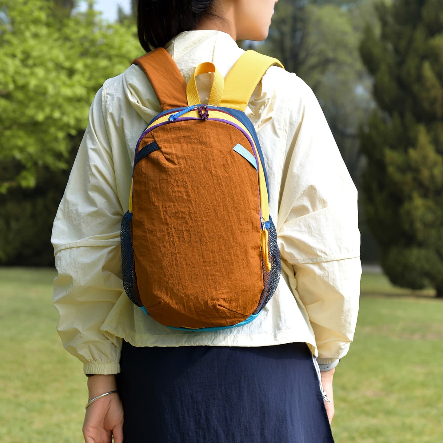 Dopamine Backpack Contrast Color Travel Backpack Hiking Mountaineering Outdoor Leisure Lightweight Travel Study Bag