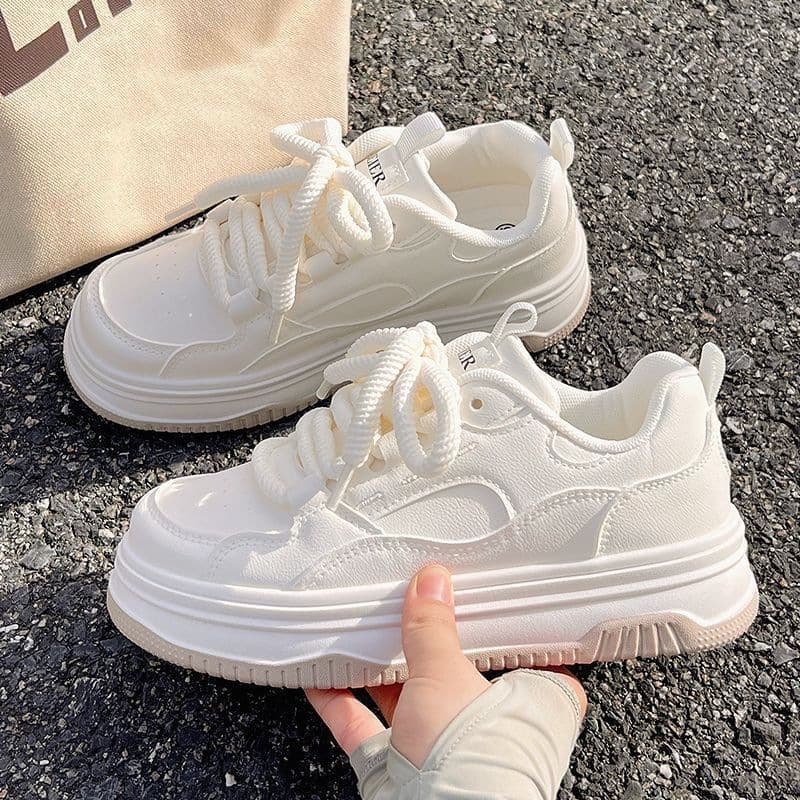 2026chic Chunky Casual Sneakers for Women, Versatile Board Shoes, New Spring fufu White Shoes
