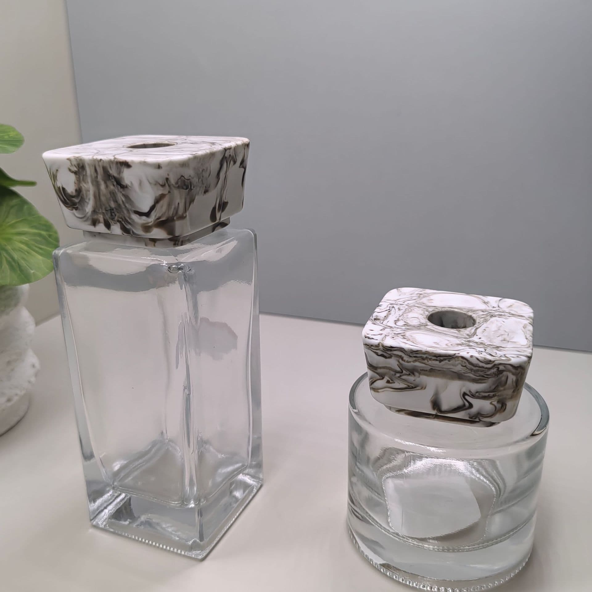 28mm Square Resin Aromatherapy Cap, Faux Marble Pattern, Glass Bottle Accessory