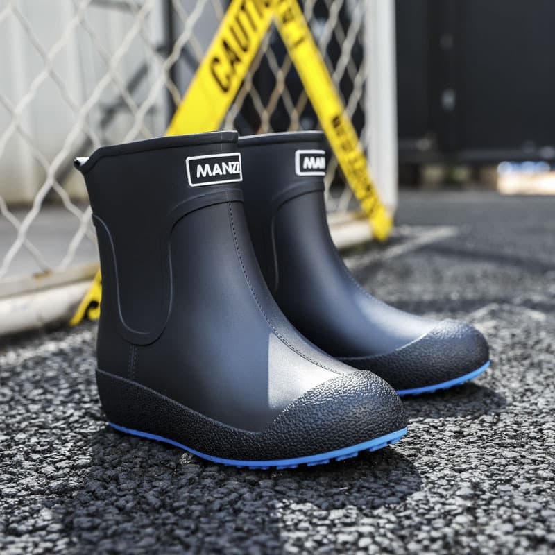 Cross-border fashion men's mid-calf rain boots, non-slip water shoes, couple's fleece-lined rubber shoes, kitchen, car wash, fishing, work shoes