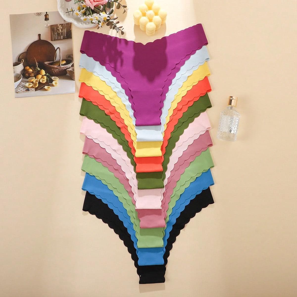 10-Pack Women's Seamless Printed Low-Rise Triangle Panties with Wave Hem