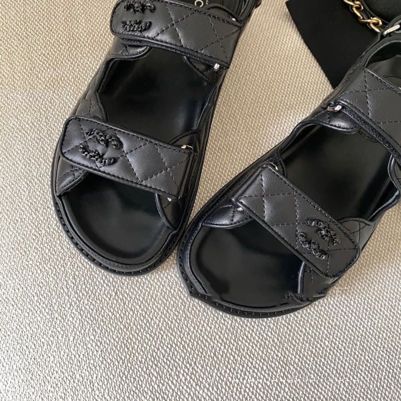 High-end Little Fragrance Style One-Strap Velcro Sandals for Women 2023 New Summer Thick Sole Versatile Trendy Breathable