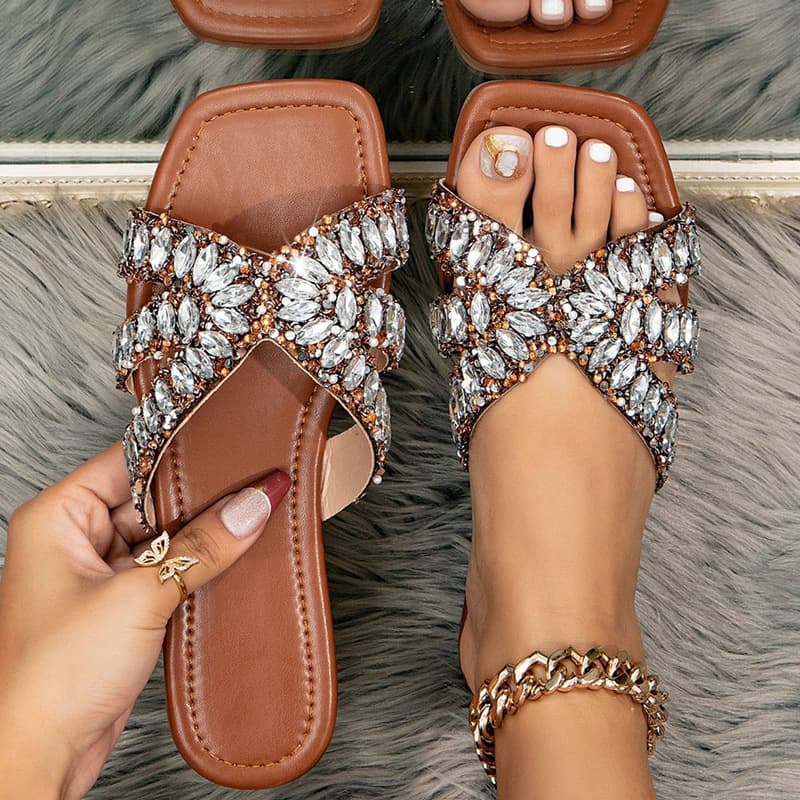 Cross-Border Fashion Women's Shoes New Style Little Chanel Slippers Summer Outdoor Rhinestone Retro Women's Sandals Custom Processing