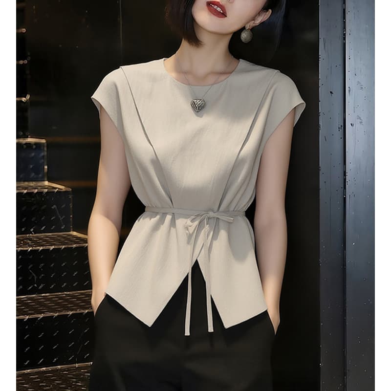 Irregular Flutter Sleeve Unique Short-Sleeve Shirt 2026 Summer New Women's Stylish Beige Retro Blouse