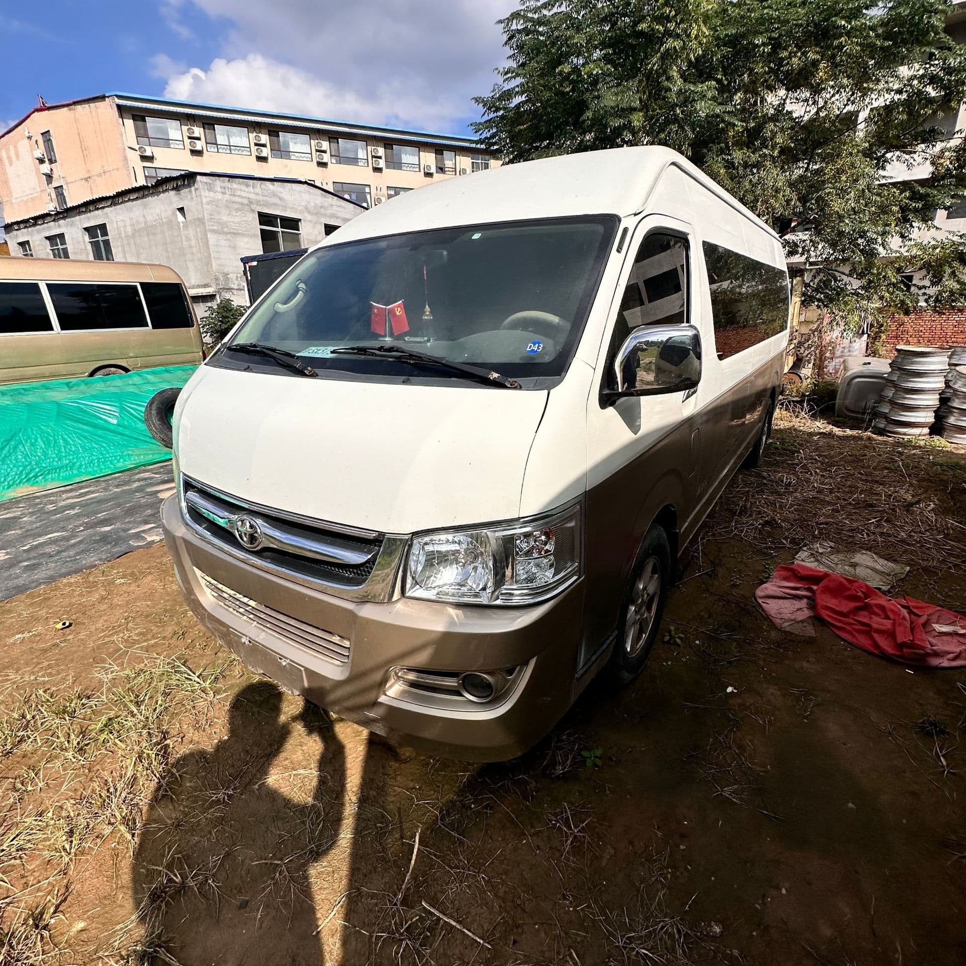 Export used small bus family use bus automatic door business vehicle small minibus available for sale
