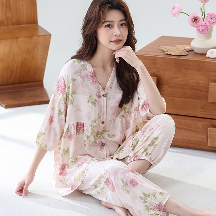 Cotton Silk Pajamas for Women, Spring and Autumn Style, Mom's Three-Quarter Sleeve Rayon Loungewear, Summer Thin Large Size Cotton Silk Cardigan Set