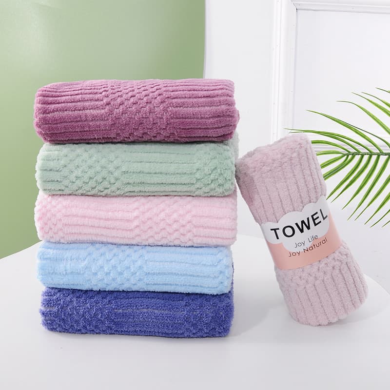 Auspicious Check 30x30 Small Square Towel Tea Towel Cleaning Cloth High-Density Coral Fleece Thickened Absorbent Manufacturer Stock