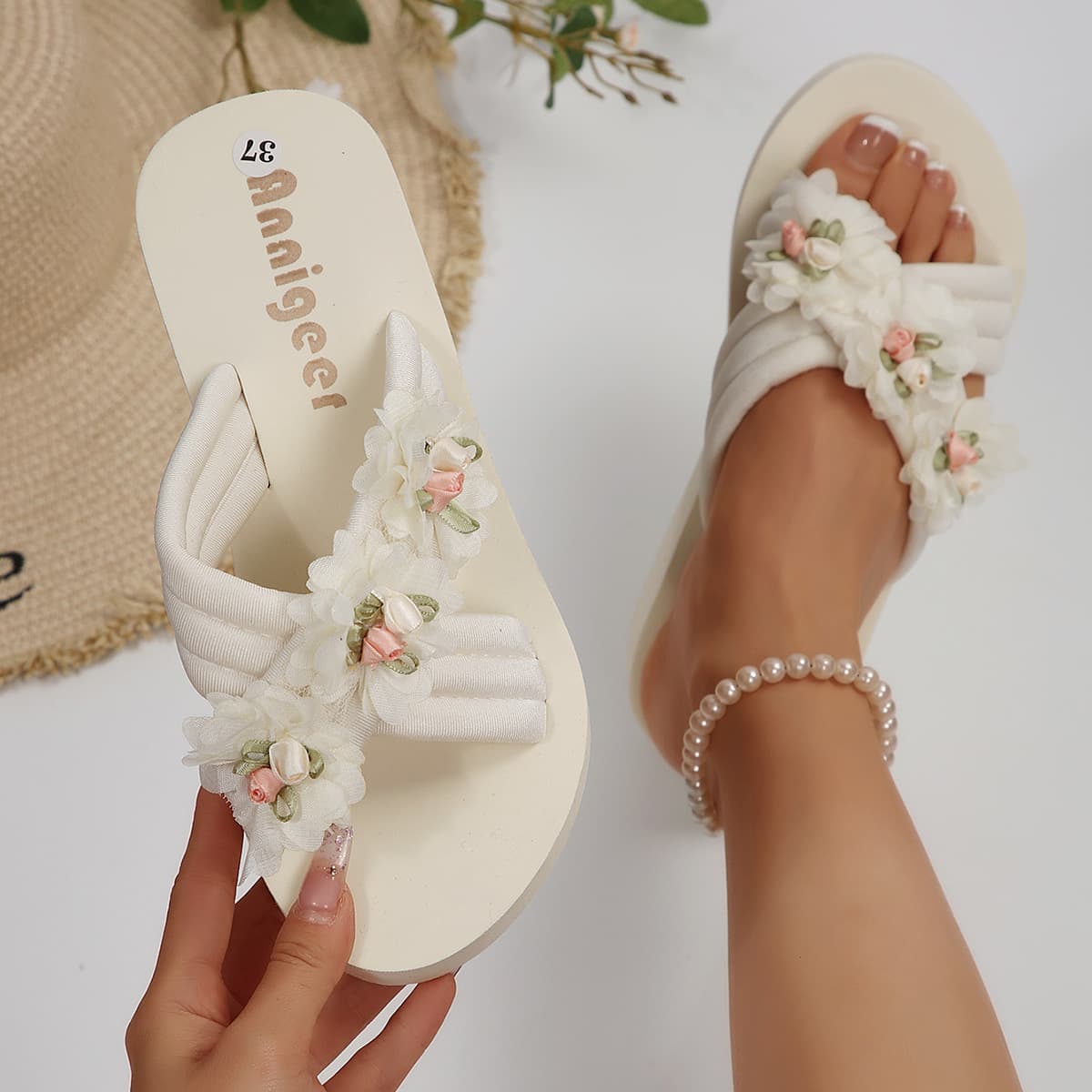 2023 Bow-Knot Flip-Flops for Women, Summer Ins Trendy Korean Style Casual Flip-Flops for Outdoor Wear, Thick-Soled Non-Slip Beach Sandals