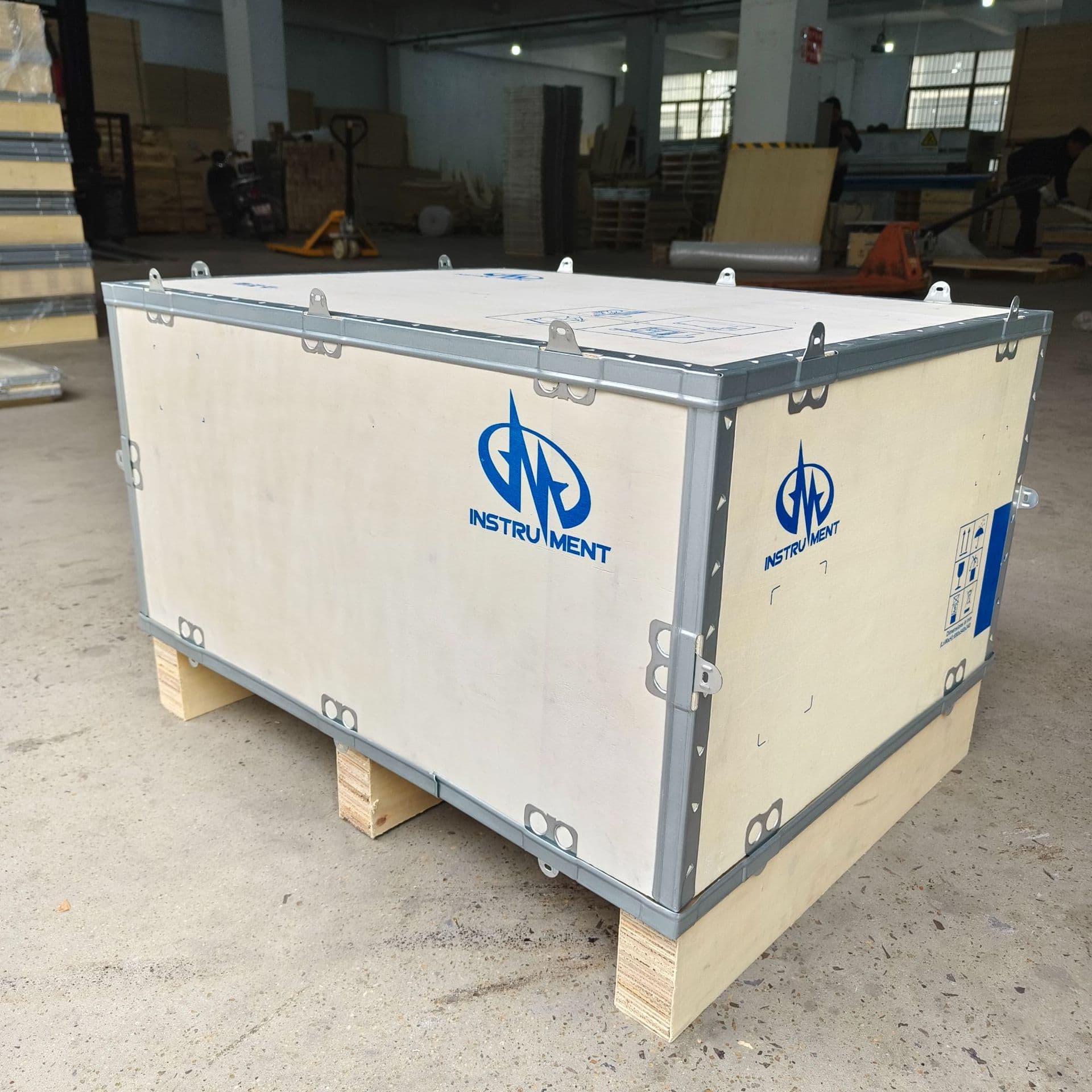Custom Multi-Spec Logistics Reusable Wooden Boxes, Steel-Strapped Fumigation-Free Packaging, Equipment Transport Disassemblable Crates