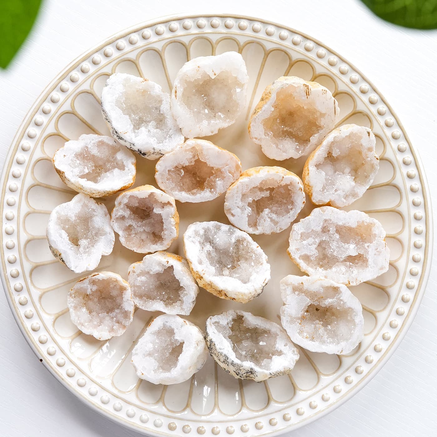 Natural Moroccan Geode Agate Geode Cut Mini Cornucopia Crystal Cave Raw Stone Wholesale Crystal Ring Box