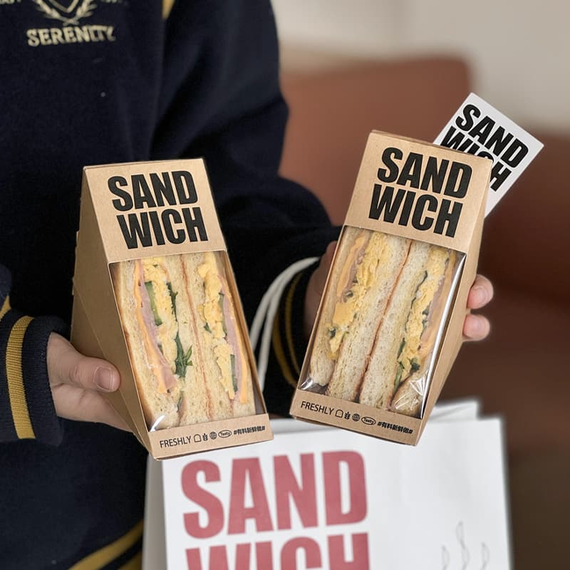Sandwich box packaging box kraft paper triangle sandwich window packaging box baking packaging food packaging bag