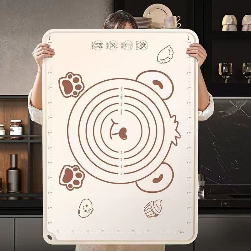 Thickened Bear Silicone Kneading Mat, Food Grade Rolling Mat, Large Size for Home Use, Kitchen Baking, and Dough Making.
