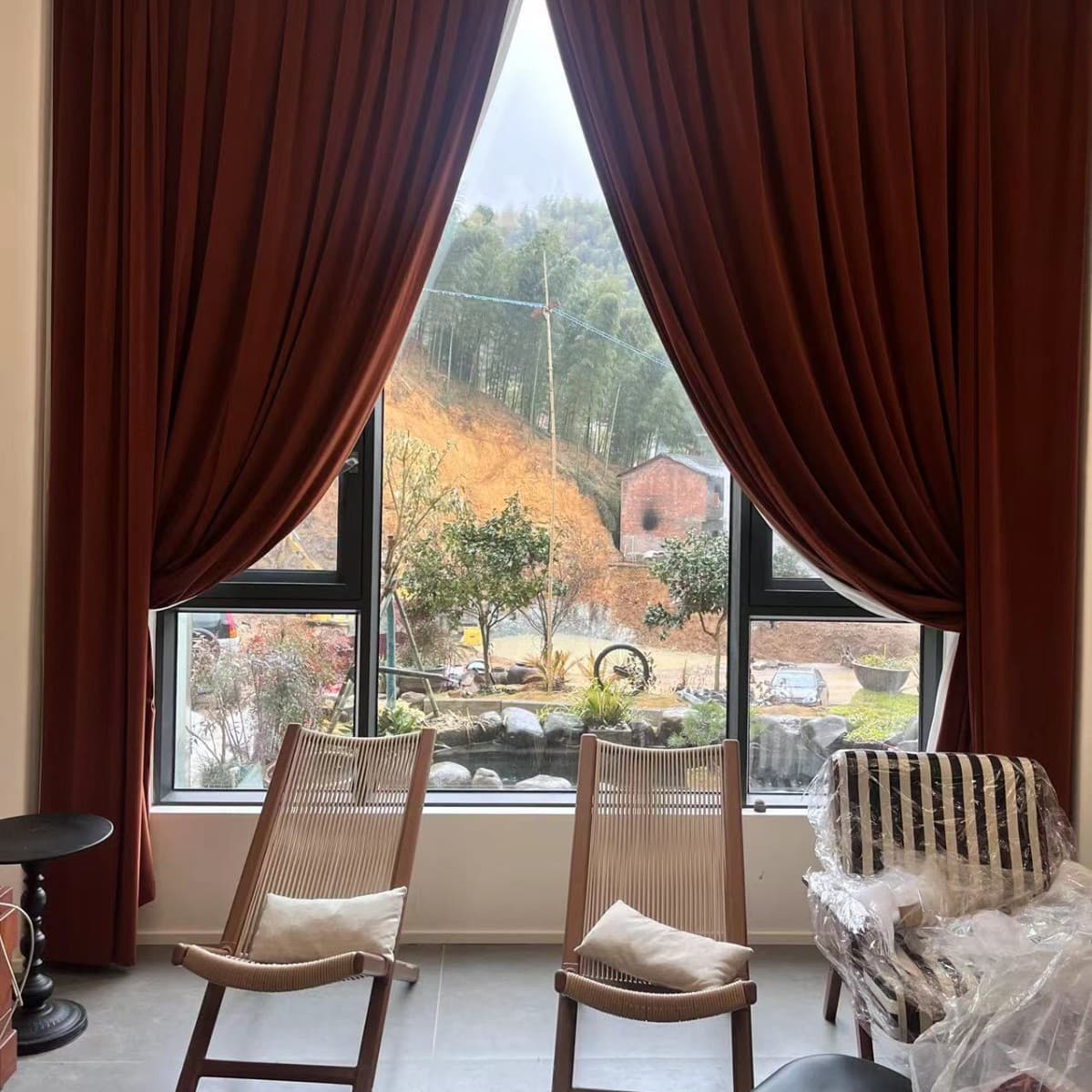 2025 Australian Velvet Non-Pilling Velvet Caramel Color Curtain Velvet Fabric Thickened Material Bedroom Curtain Hook Style