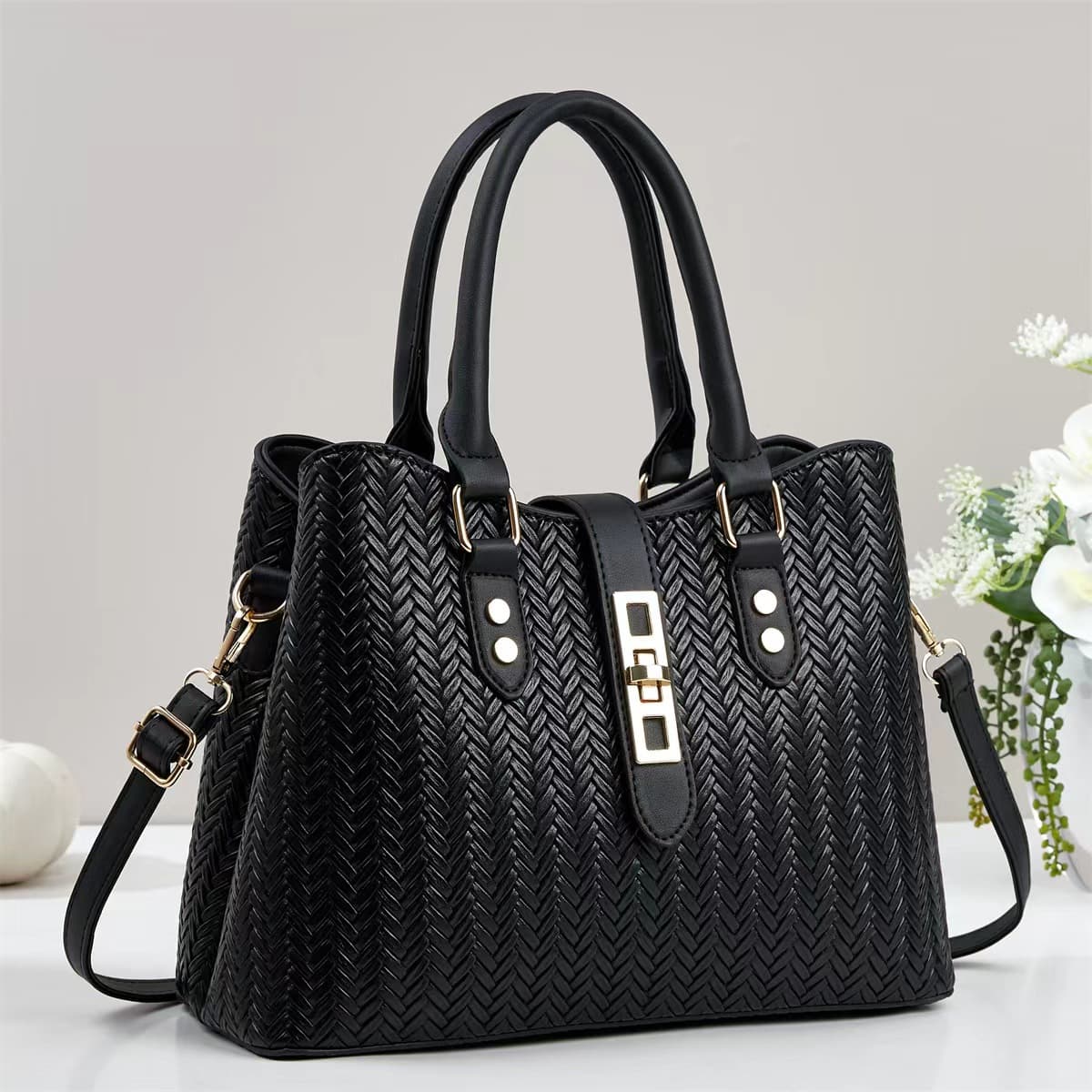 2026 New Arrival Factory Direct Wholesale Versatile Ladies Bags Large Capacity Shoulder Bag for Women