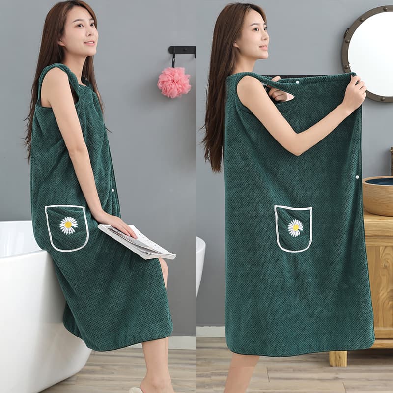 New pineapple embroidered bathrobe for women, can be worn or wrapped, plus size, lint-resistant.