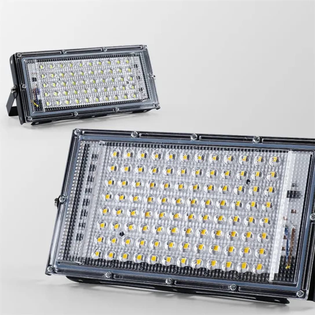 Cross-border LED floodlight 50W 100W outdoor waterproof European plug super bright floodlight led projection ready stock