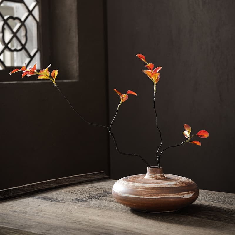 Japanese-style rough pottery flower vessel handmade daily decorative vase, creative incense bottle with Zen floral arrangement large flower holder.