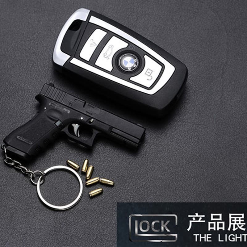 Keychain Cross-border 1:3 Alloy Empire Glock G34 G19 Shell Ejecting Alloy Keychain Pendant Metal Mini Toy