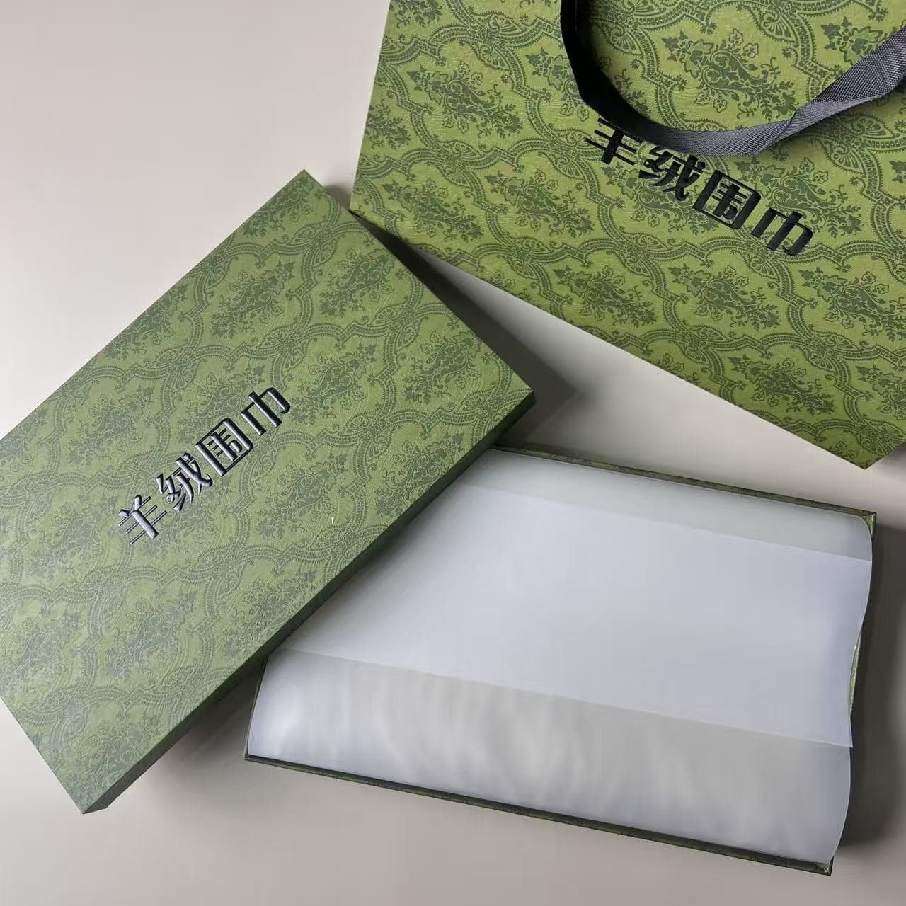 New universal gift box for women's rectangular handle silk scarf gift box, heaven and earth box