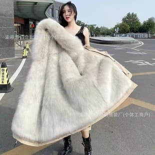 Women's Detachable Mink Lining Lama Fur Parka Mid-Length Fur Coat Winter Outerwear