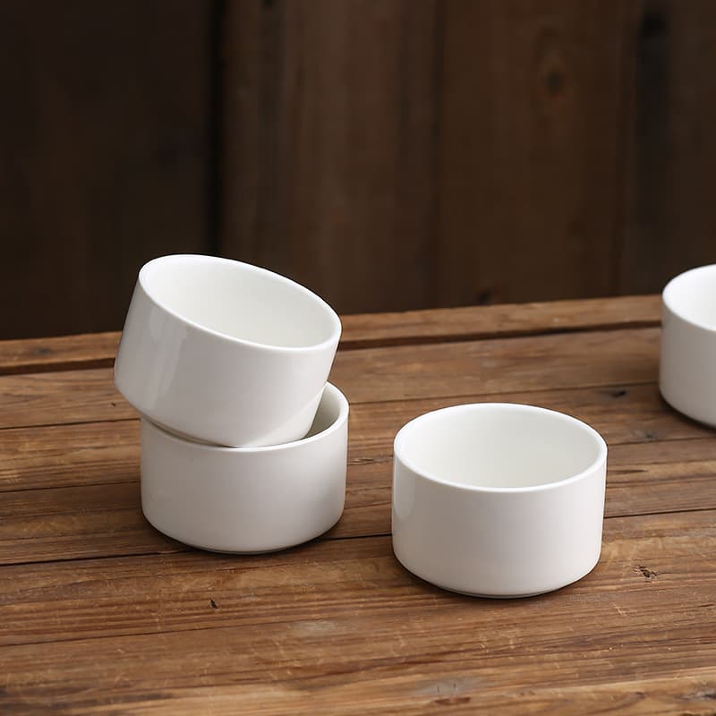 Ceramic Hotel Tableware Small Bowl, Straight Round Soup Bowl, White Ceramic Steaming Bowl for Postpartum Use, Stewed Soup, Pudding, Home Use