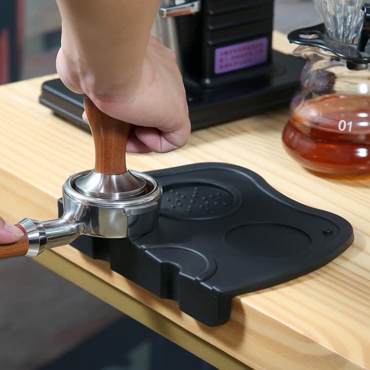 Universal Silicone Coffee Tamping Mat Anti-Slip Corner Barista Flat Angle Press Pad for Espresso Coffee Making