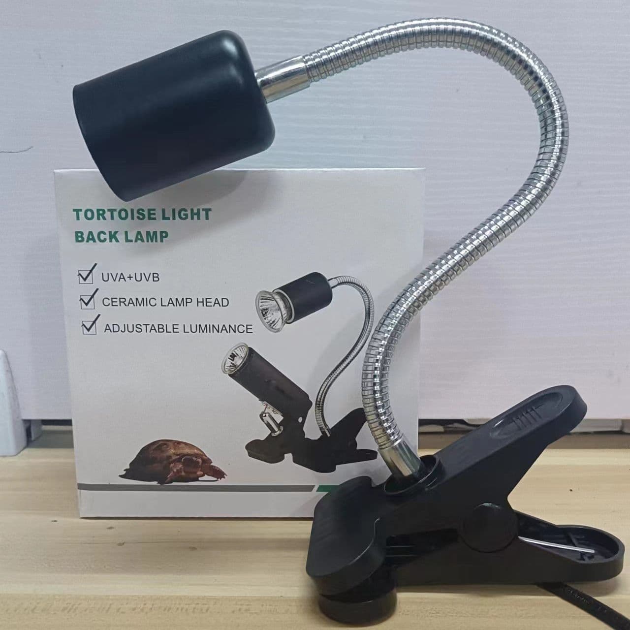 Heating Ceramic Turtle Sun Lamp Backlight Heat Lamp for Reptiles and Amphibians Small Sun Bulb Insulation Lamp Metal Bracket