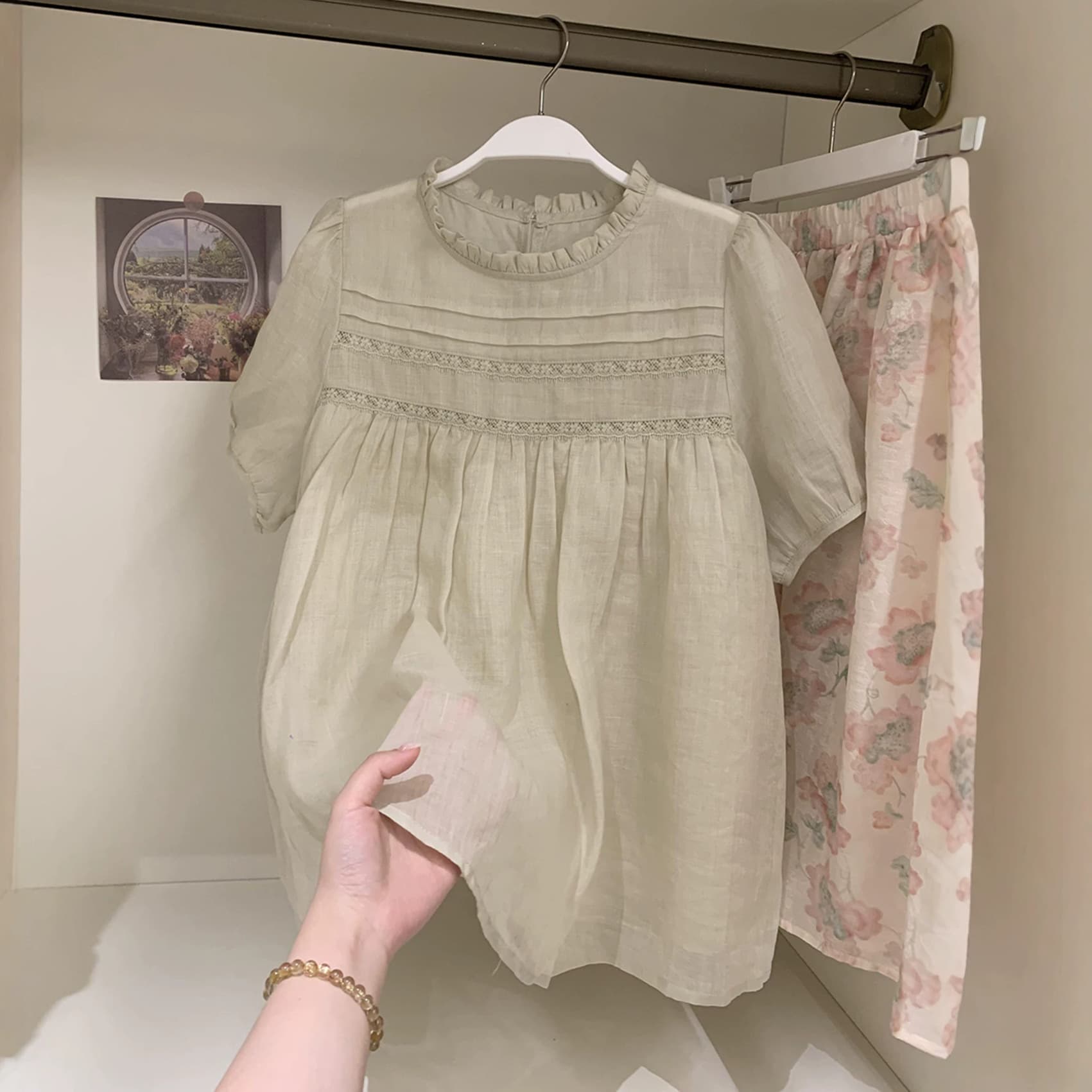 CHAO level recommendation~Apricot linen round neck lace shirt for women 2026 Korean niche short-sleeved loose top