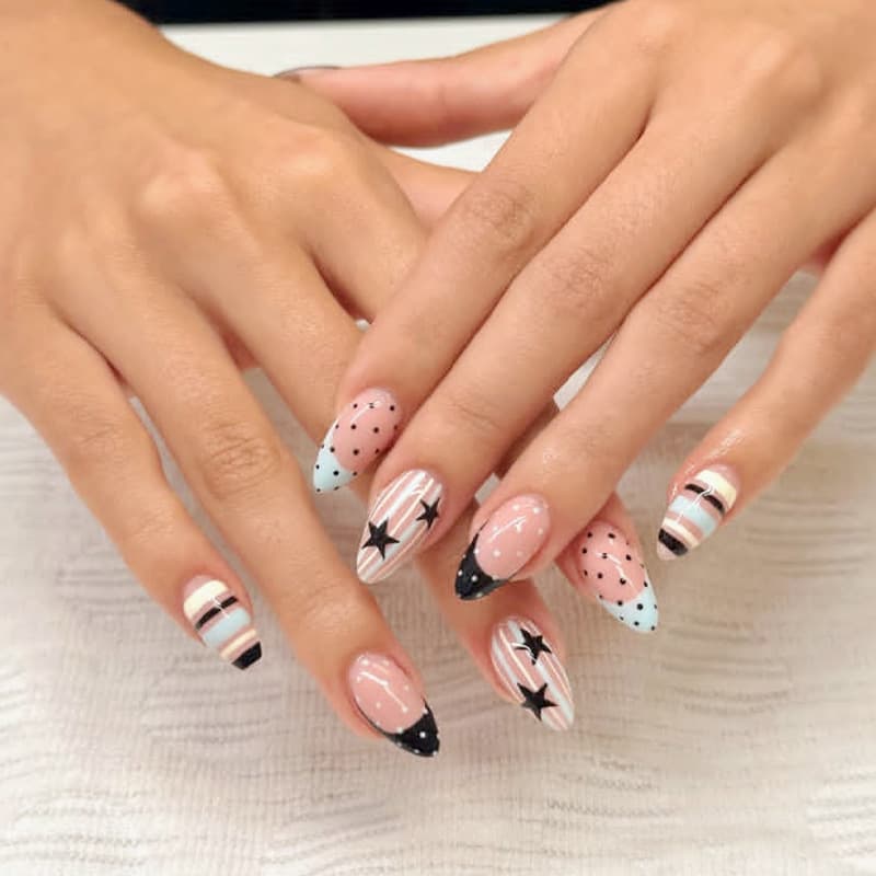 Korean Style Press-On Nails False Nails Color-Block Striped Press-On Nails Sweet Girl Style Daily Wear Fake Nail Tips