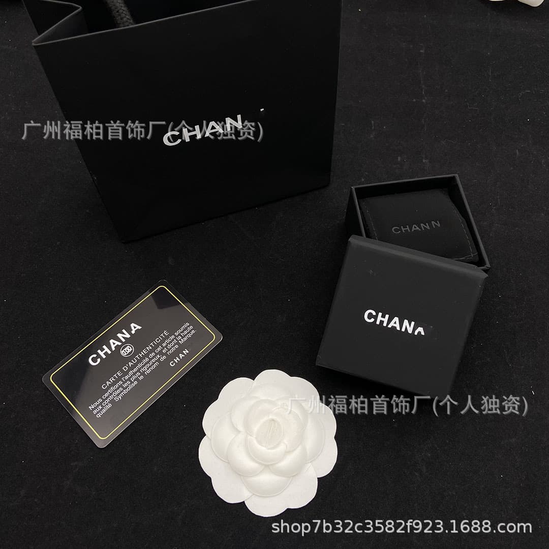 Grandma Xiang packaging jewelry box Xiaoxiang series Xiangjia original necklace box earring box ring box version