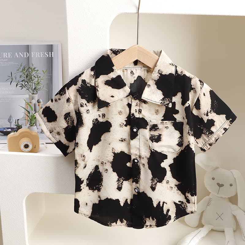 Children's summer short-sleeved shirts, boys' tops, baby jackets, children's clothing, Hong Kong style casual trendy wholesale for toddlers and preschoolers.