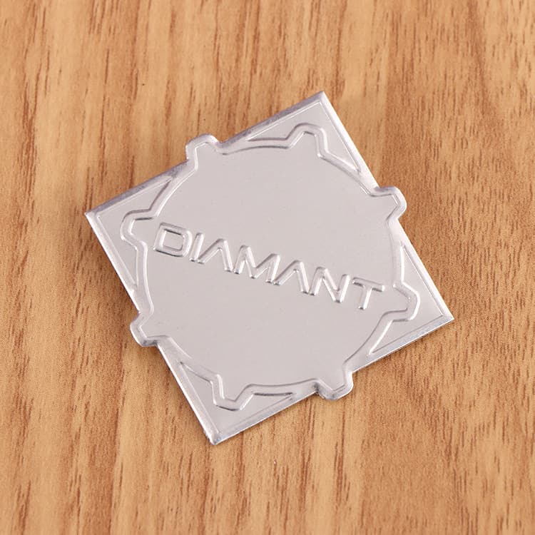 Custom Metal Label Perfume Label Zinc Alloy Aromatherapy Glass Bottle Cosmetic Aluminum Wine Label Vintage Badge Customization