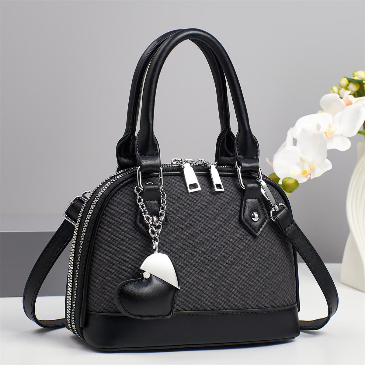2025 Versatile Fashion One-shoulder Attractive Ladies Mom Bag Hand-held New Manufacturer Ladies Bag Crossbody Bag