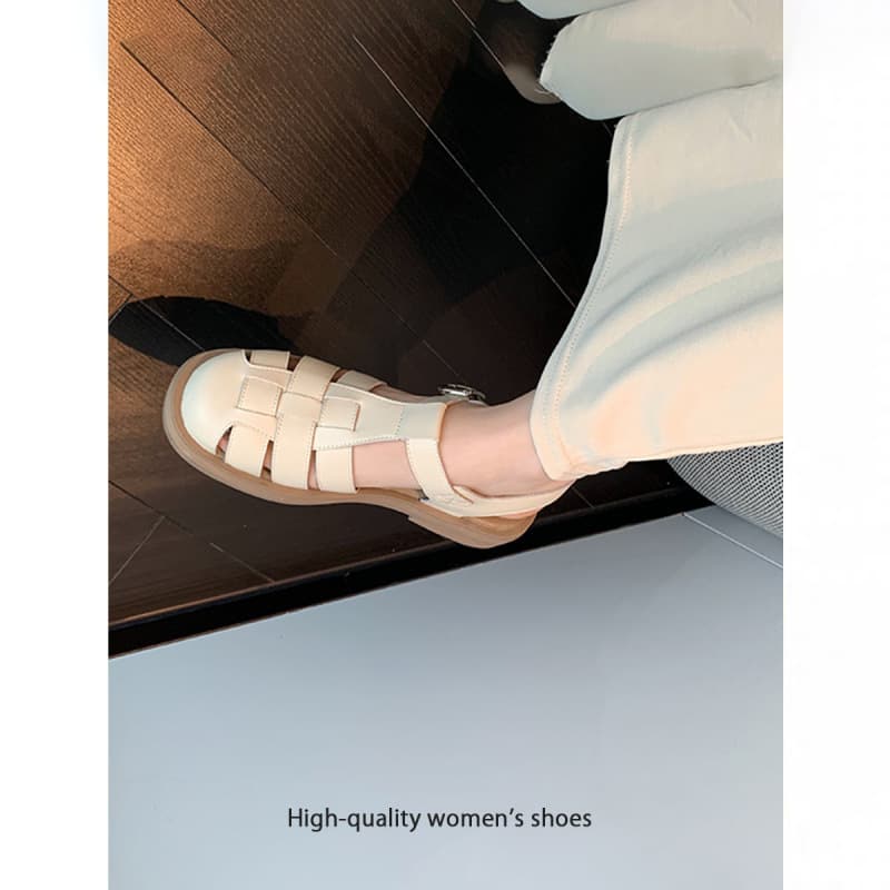 Cowhide Roman Sandals Women 2025 Summer New Soft Toe-Covered Shoes Thick Sole Retro Flat Geshilin Women's Shoes