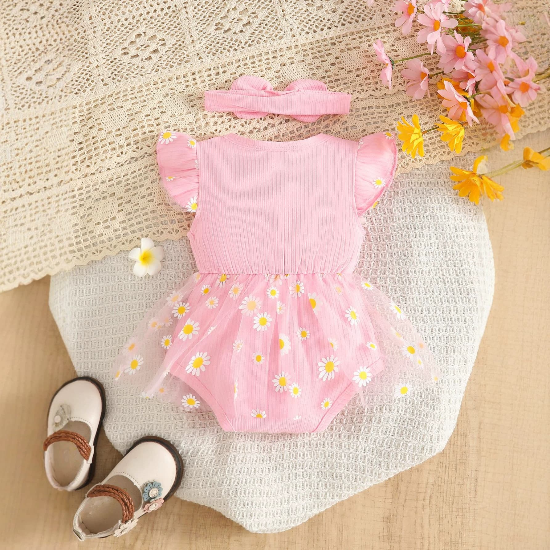 New Cross-Border Baby Girl Dress with Flutter Sleeves, Ribbed Embroidery, 3D Flower and Bow Details, and Mesh Flower Pattern Patchwork