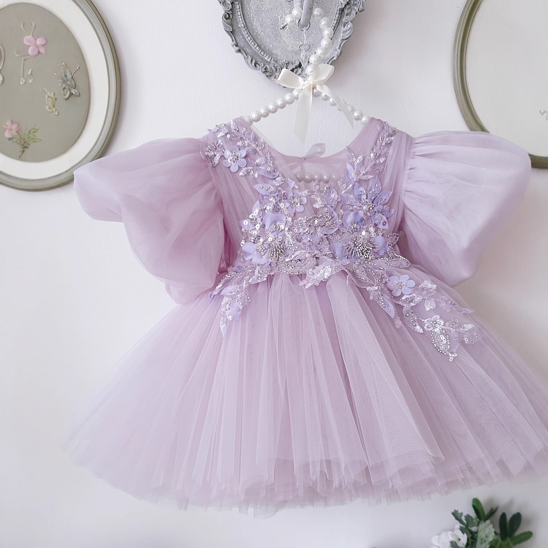 Girls' one-year-old dress 2026 new piano performance host performance clothing children's birthday party wedding dress